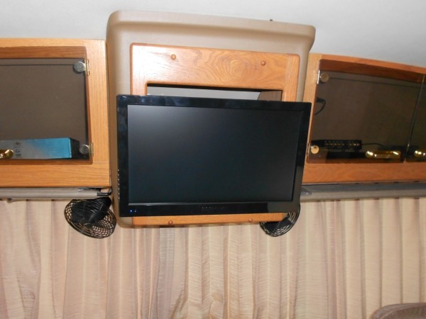 RV Motorhome LED TV