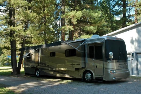 Newmar Dutch Star fulltime boondocking solar