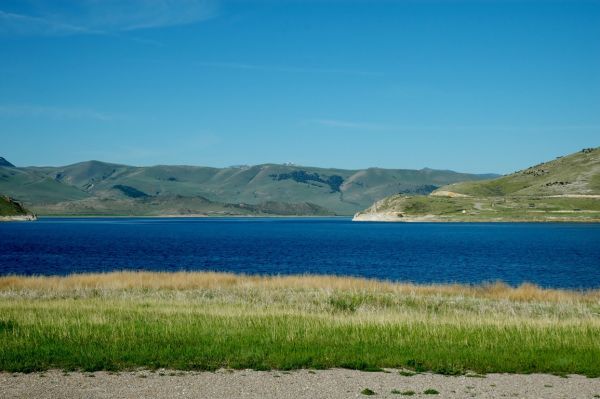 Newmar Dutch Star Clark Canyon Reservoir Beaverhead River campground