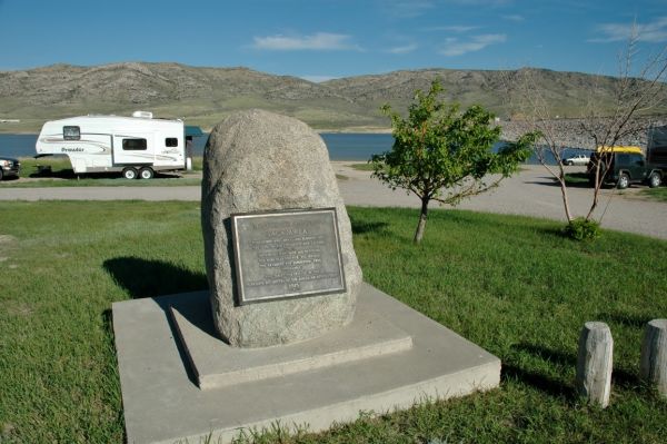 Newmar Dutch Star Clark Canyon Reservoir Beaverhead River campground