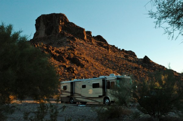 Newmar Dutch Star boondocking arizona lake havasu city dry camping winter