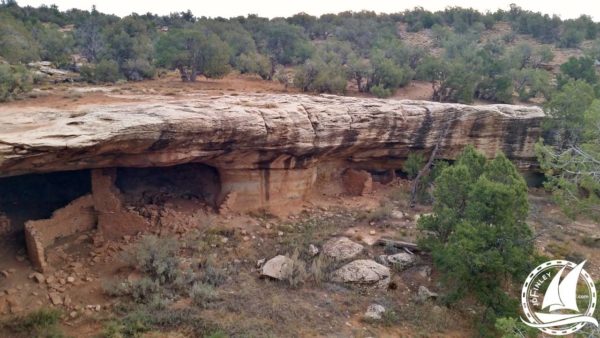 anasazi indian cliff dwelling hike blanding utah