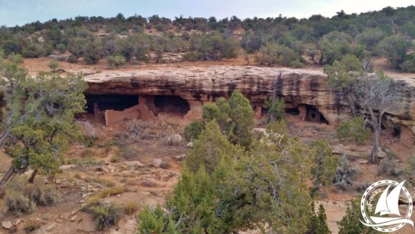 anasazi indian cliff dwelling hike blanding utah