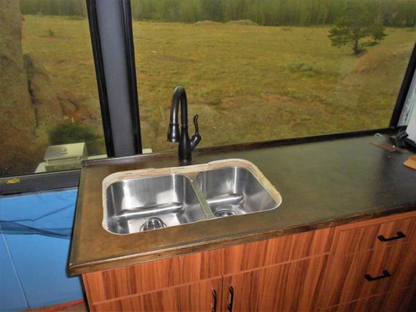kitchen sink bus conversion Missy MCI coach