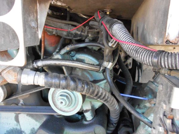 Missy MCI Detroit Diesel 60 series delco 50DN alternator oil lubrication cooling hose