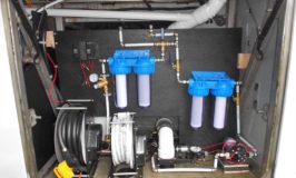 Missy 1998 MCI 102-EL3 coach water pump liquids plumbing wet bay